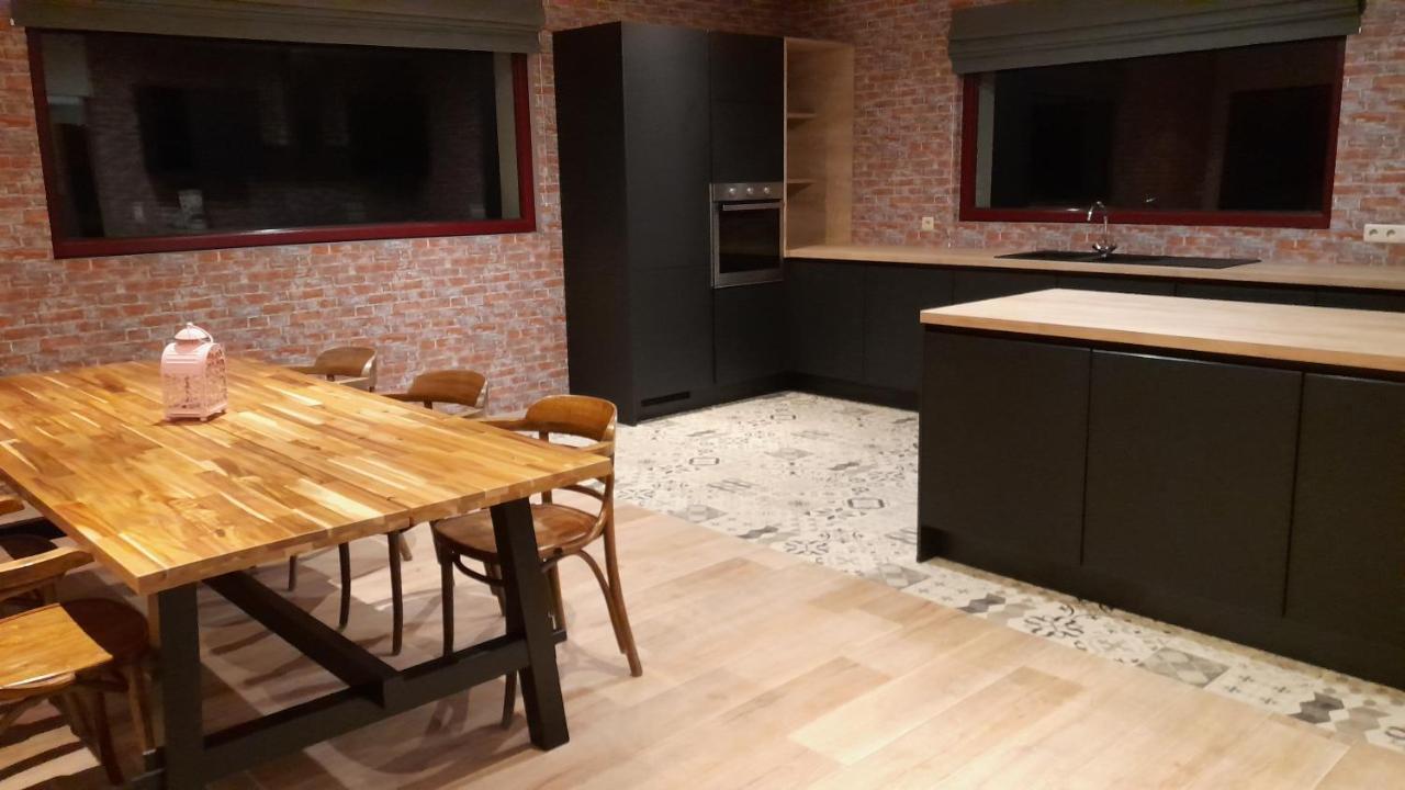 Yvoir, La Porte Des Ardennes Buitenkant foto